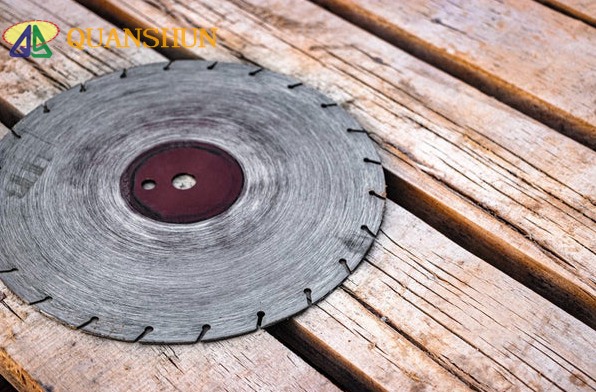Efficient and durable diamond saw blade(图1) image.png